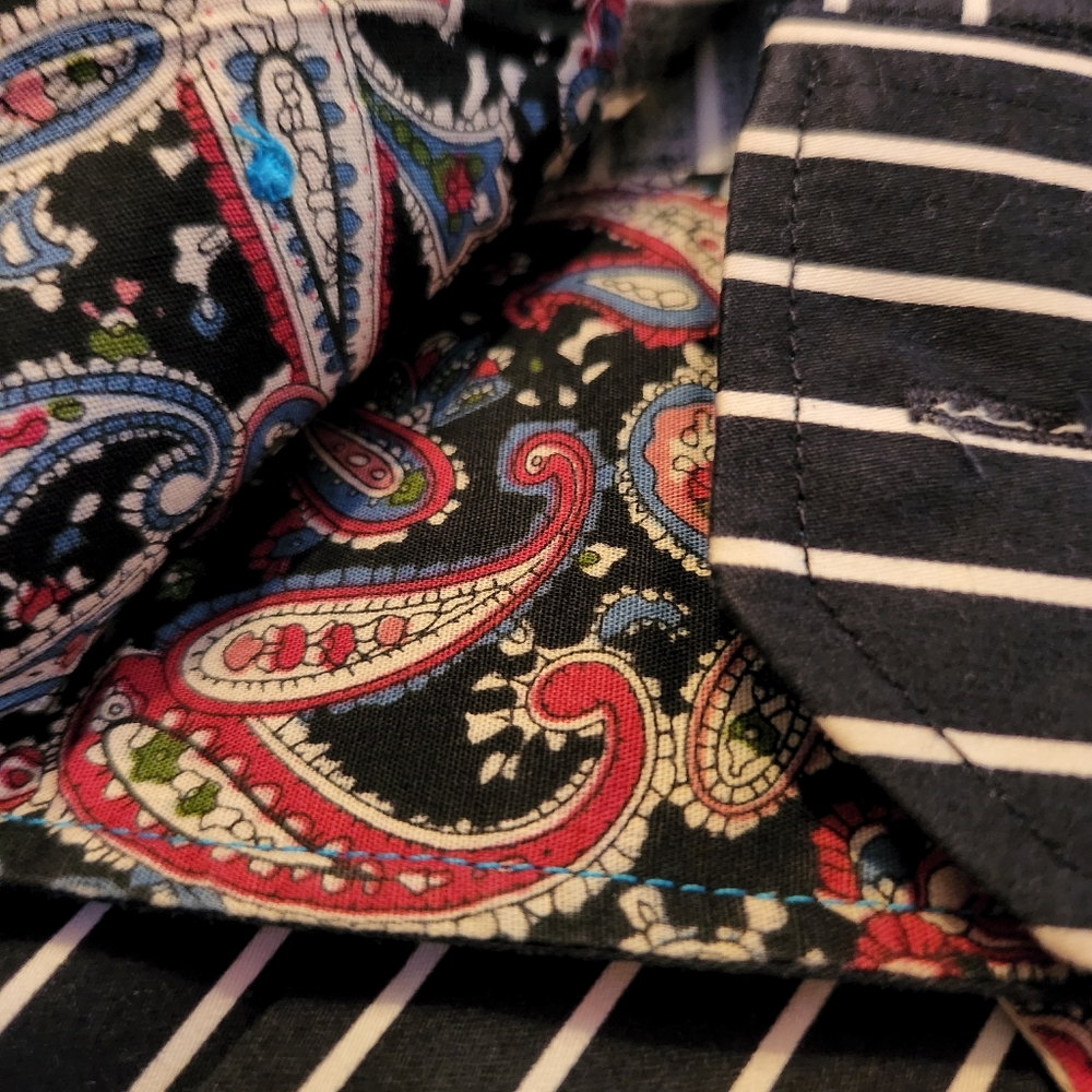 Inserch icon Black Button Up 2 ply Satin Shirt with Paisley Collar - Picture 8 of 8